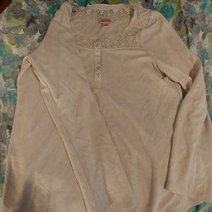 Lace neck thermal top